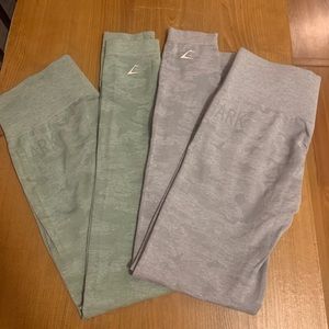 **2** CAMO GYMSHARK LEGGINGS